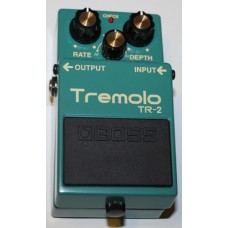 BOSS TR-2 Tremolo Modulation Pedal